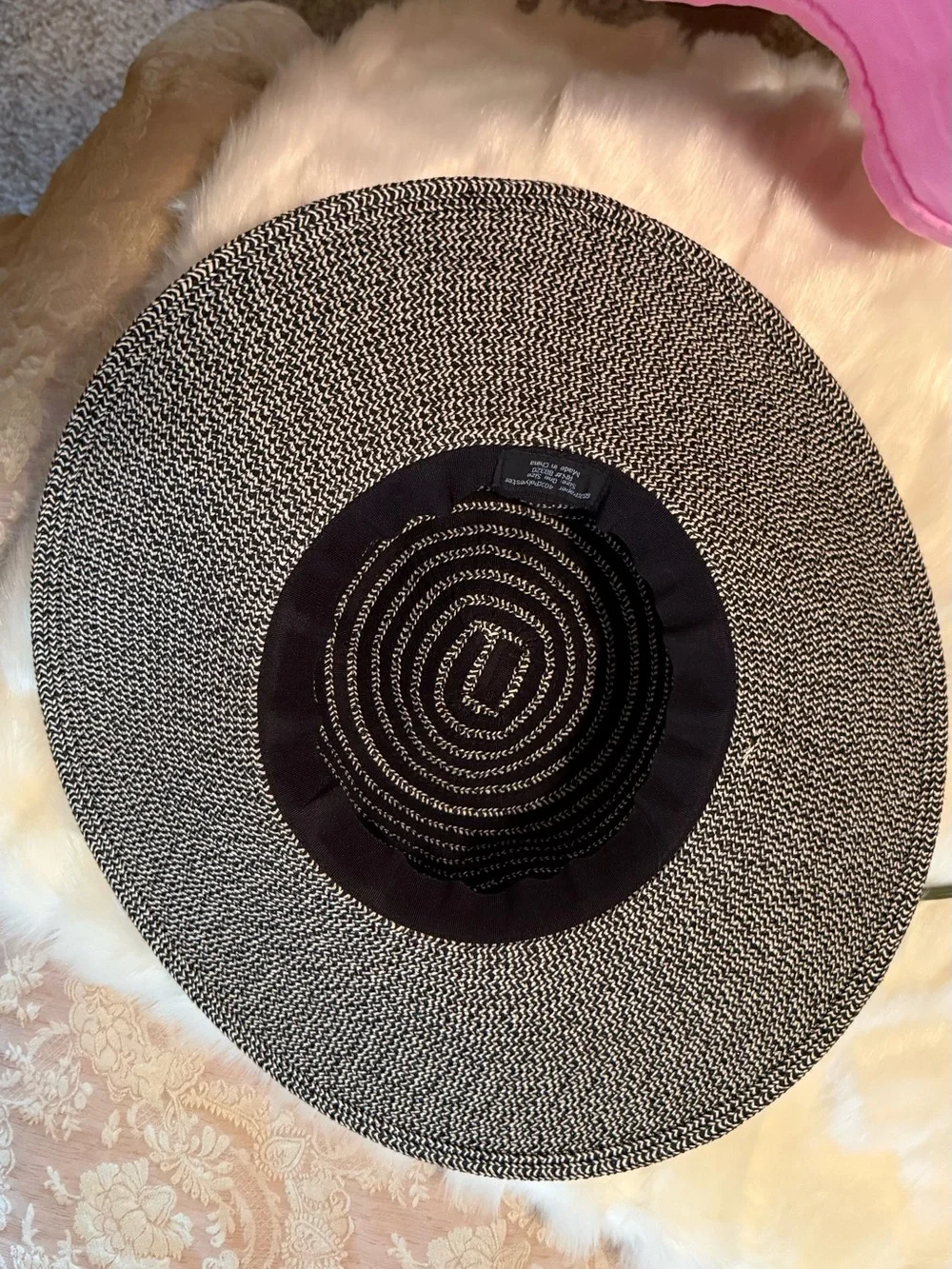 Black & White Wide Brim Sun Hat | Elegant Packable Summer Beach Hat